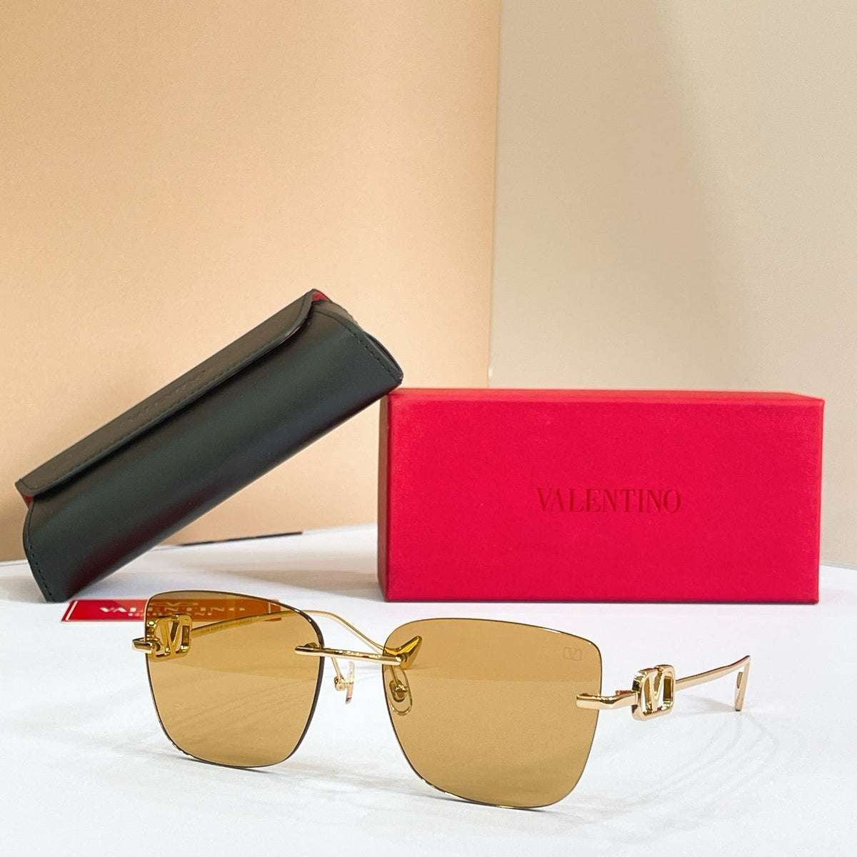 Valentino VLS-189 Sunglasses